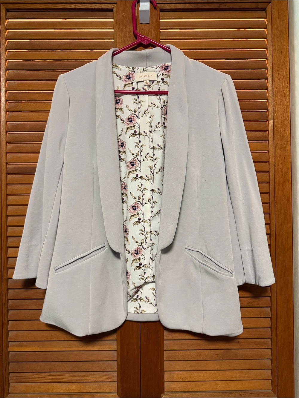 Skies Are Blue Light Gray/Lavender Open-Front Blazer with Floral Lining